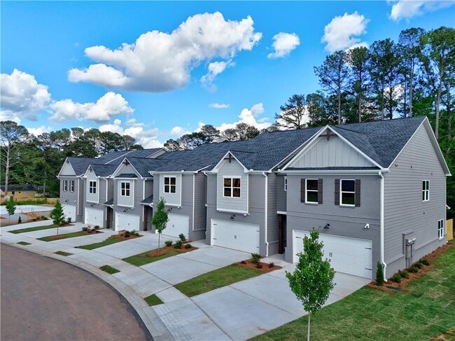 Building Photo - 1446 Fern Ridge Ln