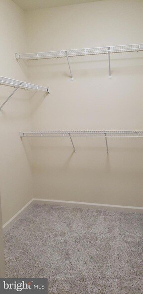 Building Photo - 6501 Grange Ln
