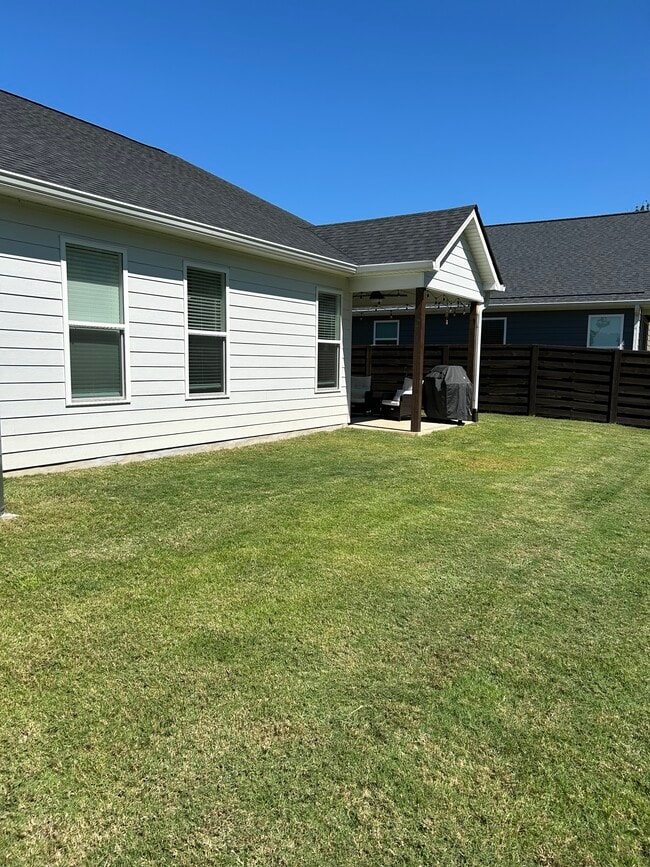 Building Photo - 1390 Cobbler Ct