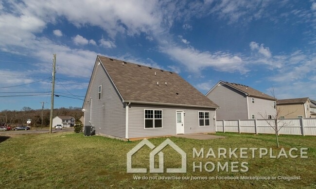 Building Photo - 741 Hollandale Rd