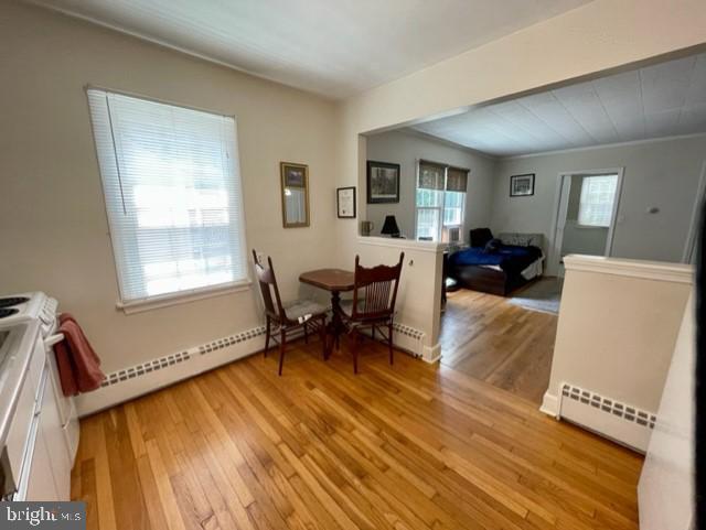 Building Photo - 225 Dewey Dr