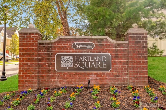 Building Photo - 304 Cambridge Dr