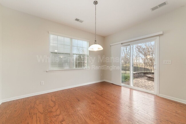 Building Photo - 7922 Kelburn Ln