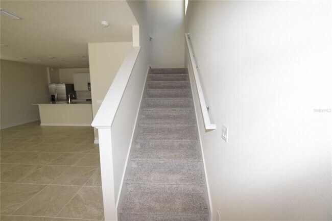 Building Photo - 5048 Holm Oak Dr