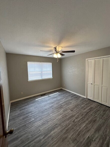 Building Photo - 6020 N Meridian Pl