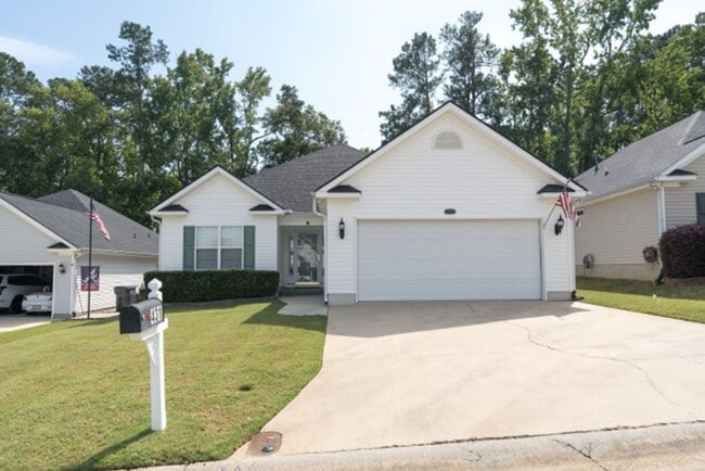 Primary Photo - 3 Bedroom 2 Bath Ranch in Evans