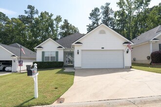 Building Photo - 3 Bedroom 2 Bath Ranch in Evans