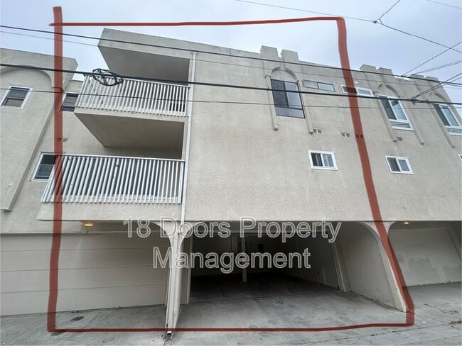 Building Photo - 3747 Yosemite St