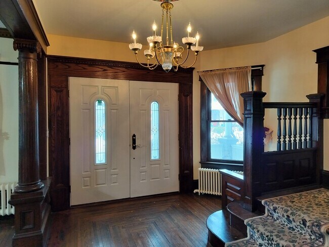 Building Photo - 255 Stockton St