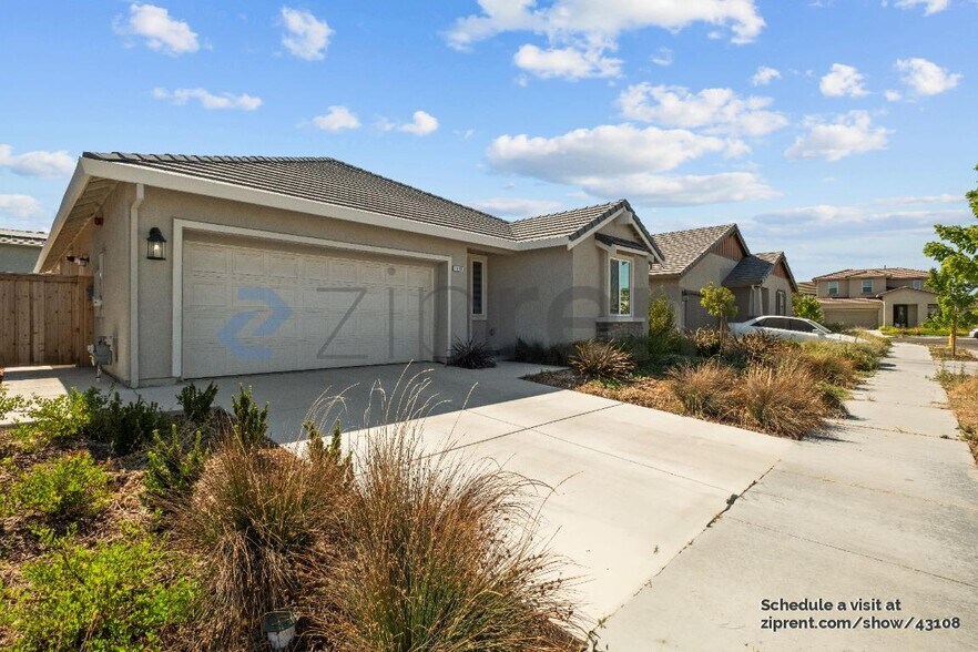 Building Photo - 1074 Osprey Dr