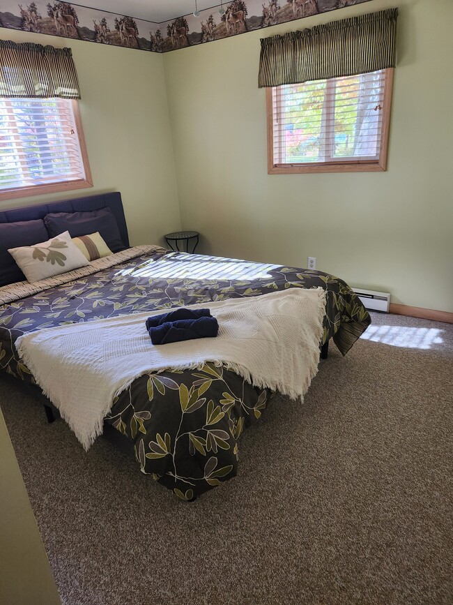 Building Photo - 10905 1st St