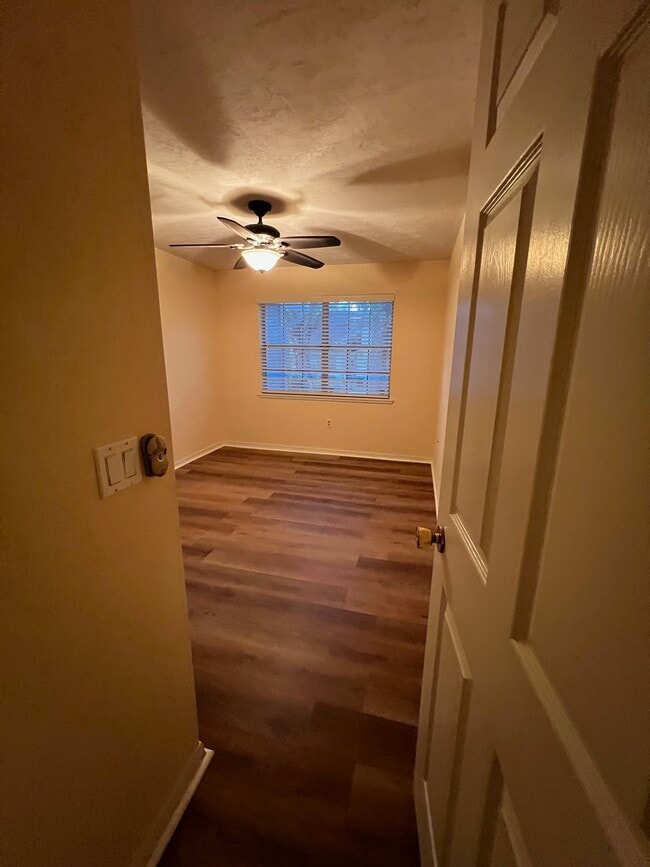 Building Photo - 3211 NW 103rd Dr