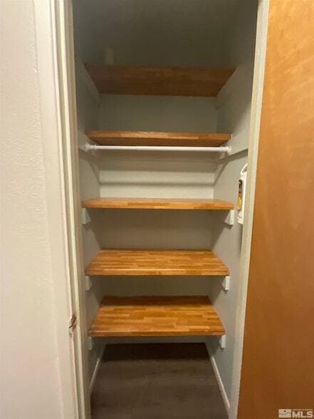 Building Photo - 162 Smithridge Park