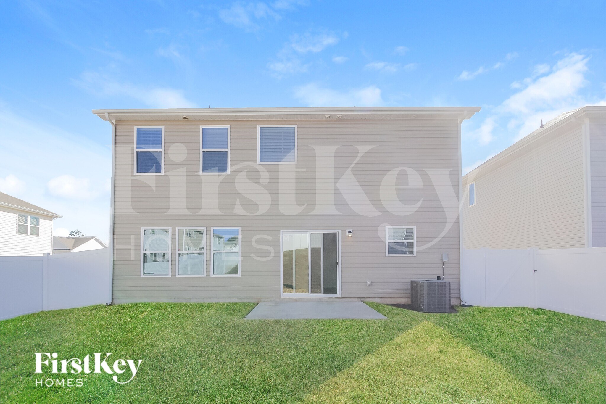 Building Photo - 9324 Sloan Forest Dr