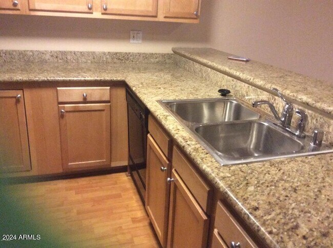 Building Photo - 12440 N 20th St