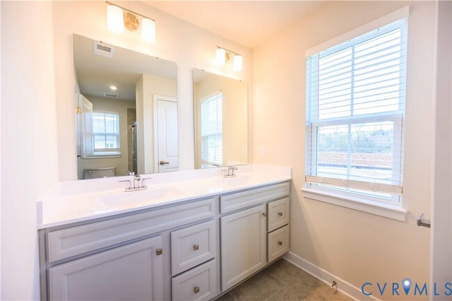 Building Photo - 10660 Wrexham Townes Vw