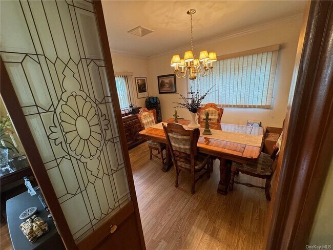 Building Photo - 74 Reld Dr