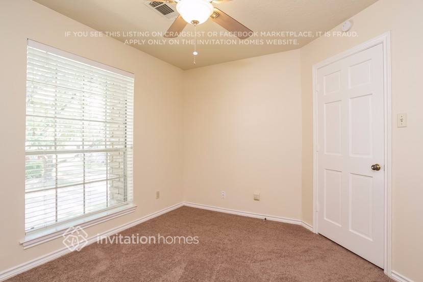 Building Photo - 17727 Sorrell Rdg Dr