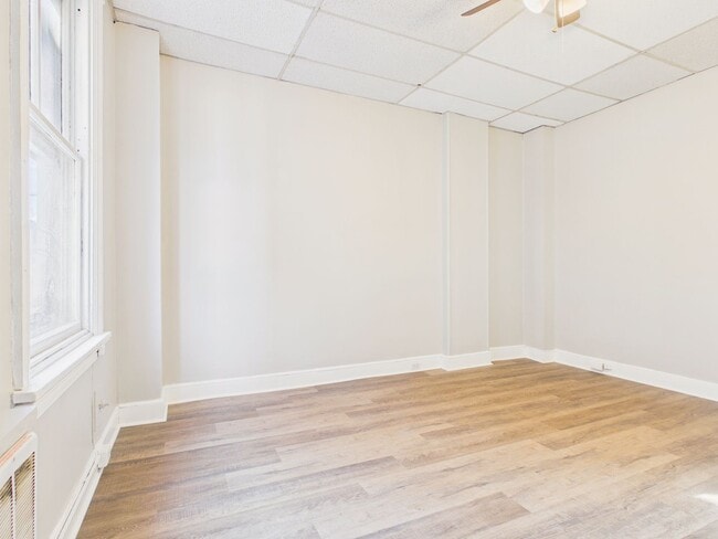 Building Photo - 1320 N 3rd St