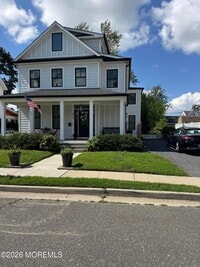 Building Photo - 237 Mechanic St