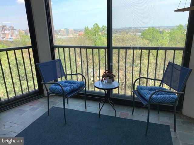 Building Photo - 5903 Mt Eagle Dr