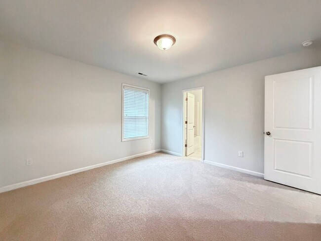 Building Photo - 7336 Birchshire Dr