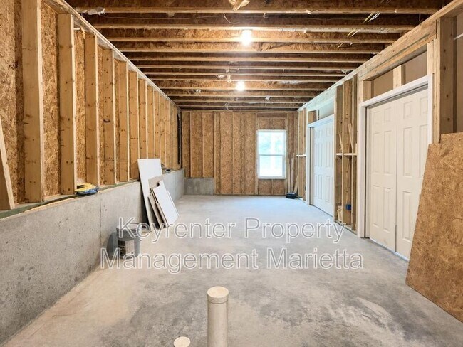 Building Photo - 101 Honeydew Ln