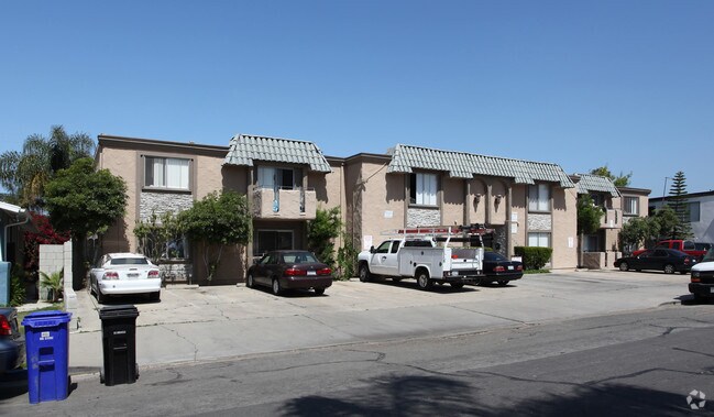 Building Photo - Laurel Manor