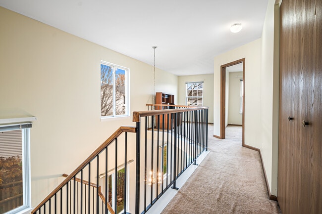 Building Photo - 22315 W Niagara Ct