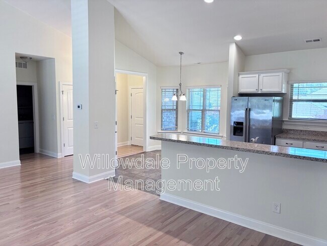 Building Photo - 76 Deep Clay Cir