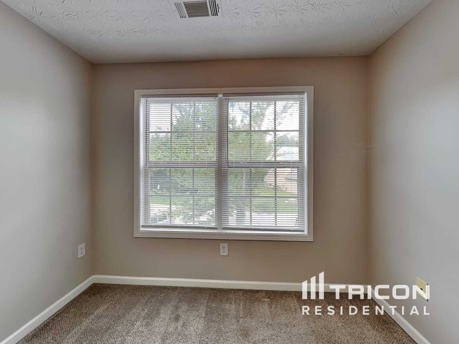 Building Photo - 1038 Wedgewood Ct NE