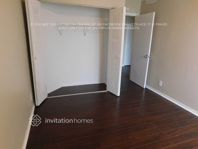 Building Photo - 4400 SW 82nd Way