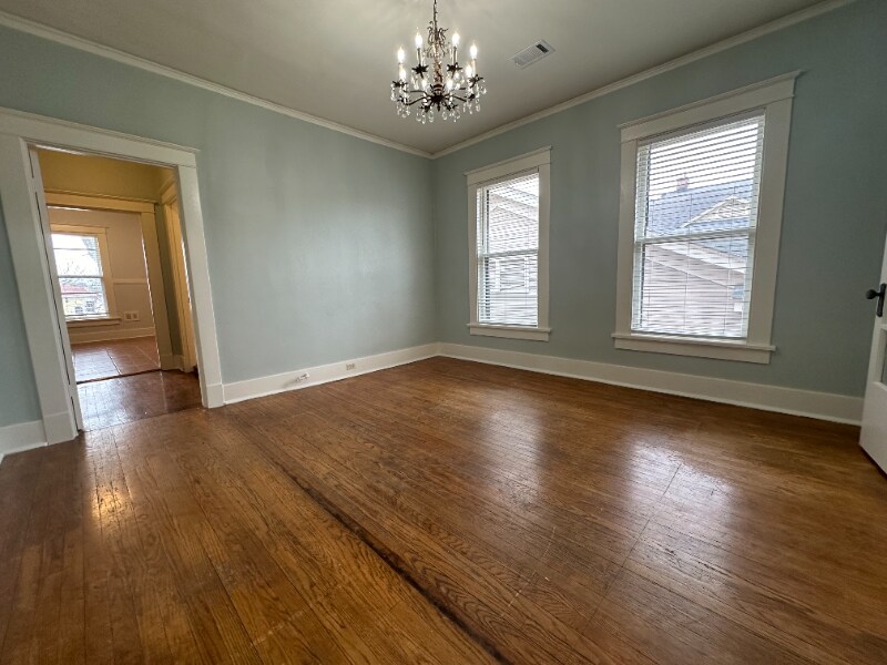 Building Photo - 1505 Center St