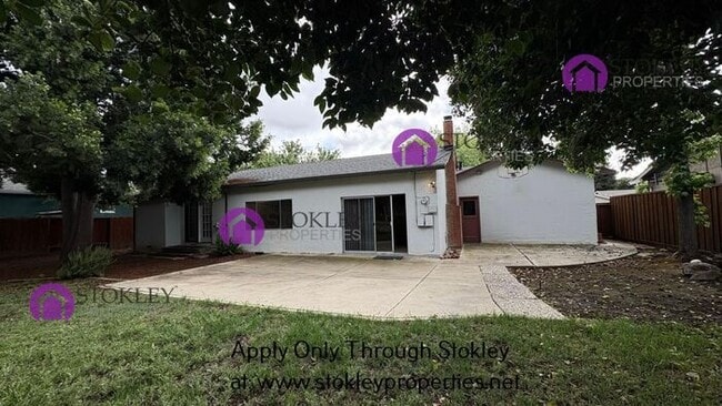 Building Photo - 1613 Lynwood Dr