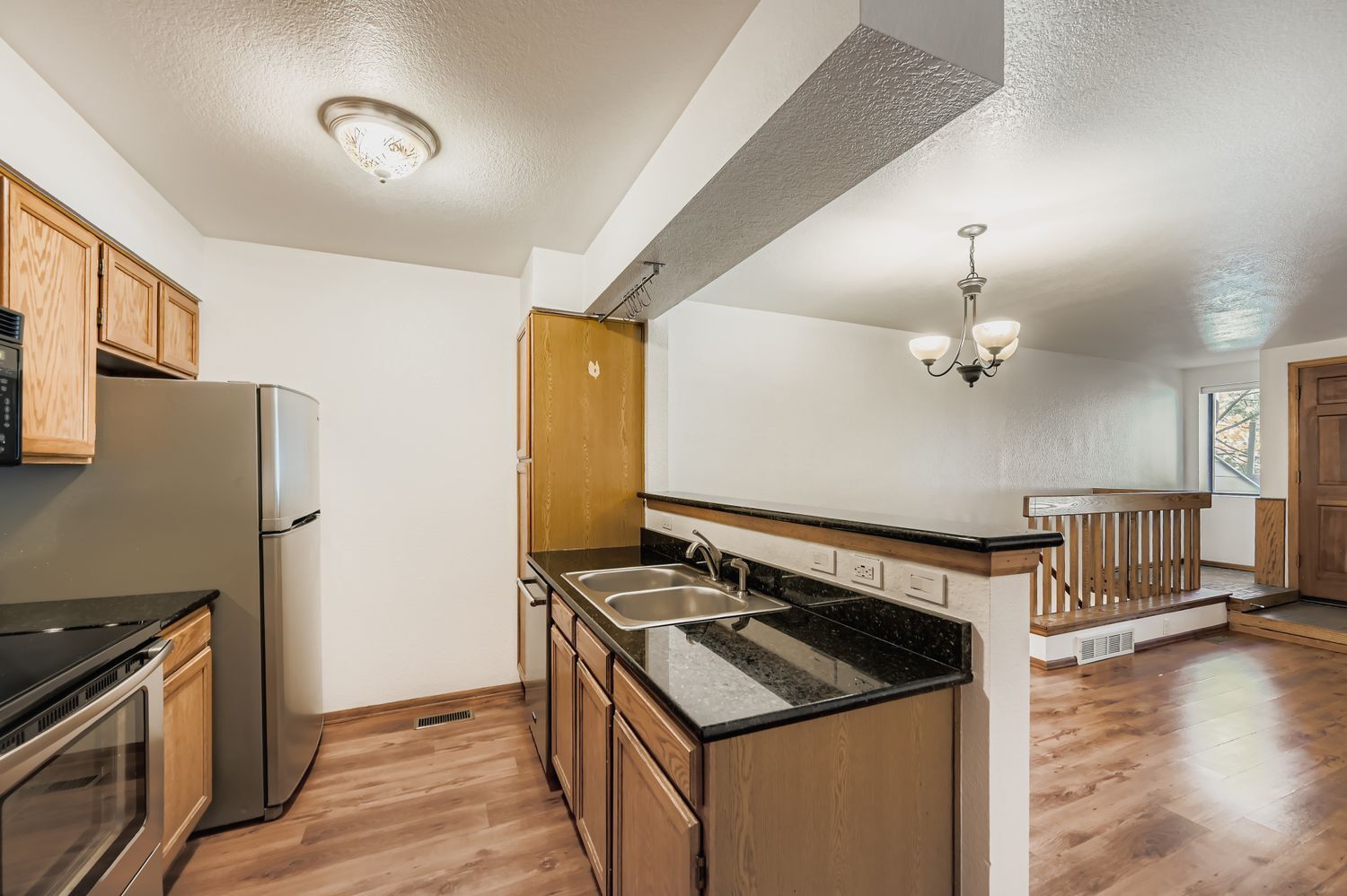 Building Photo - 5056 Buckingham Rd