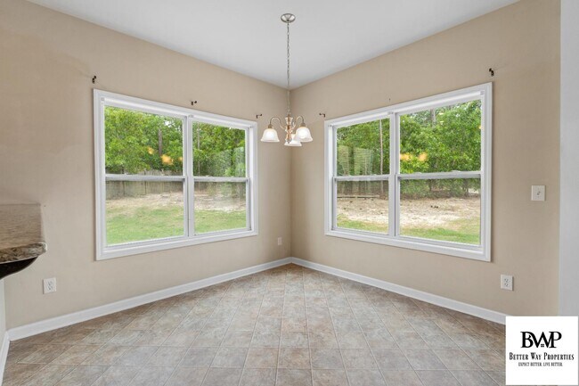 Building Photo - 11 Belhaven Dr