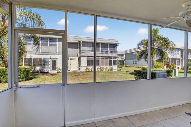 Building Photo - 205 Flanders Dr