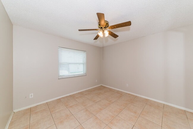 Building Photo - 3265 Lalani Blvd