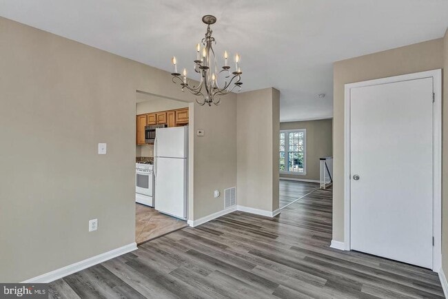 Building Photo - 12228 Grassy Hill Ct