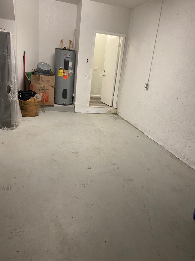 Building Photo - 3138 Laurel Ridge Cir
