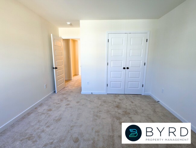 Building Photo - 18625 Palisades Rdg