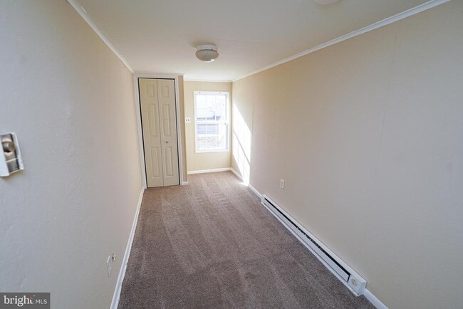 Building Photo - 303 E Main St