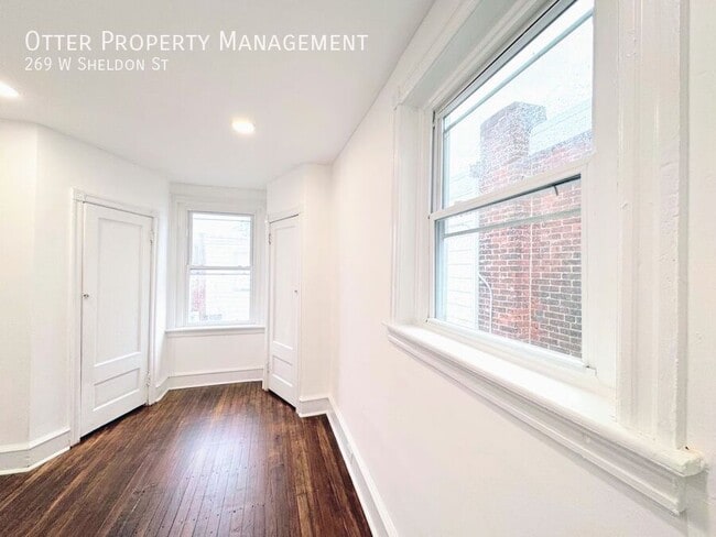 Building Photo - 269 W Sheldon St