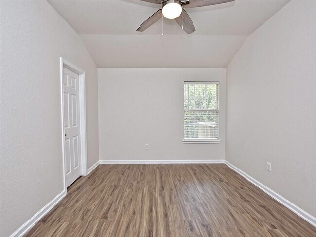 Building Photo - 21511 Pershing Ave