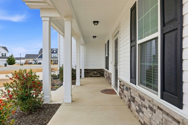 Building Photo - 107 Salmon Ln