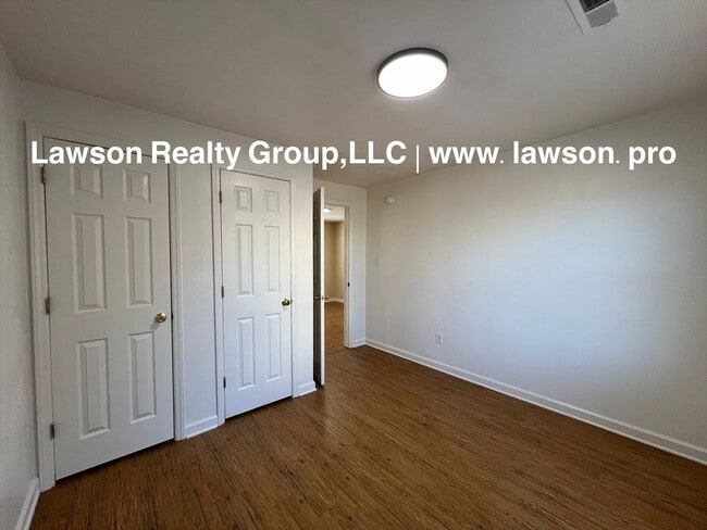 Building Photo - Charming Brick Home in Vinton with Finished Basement