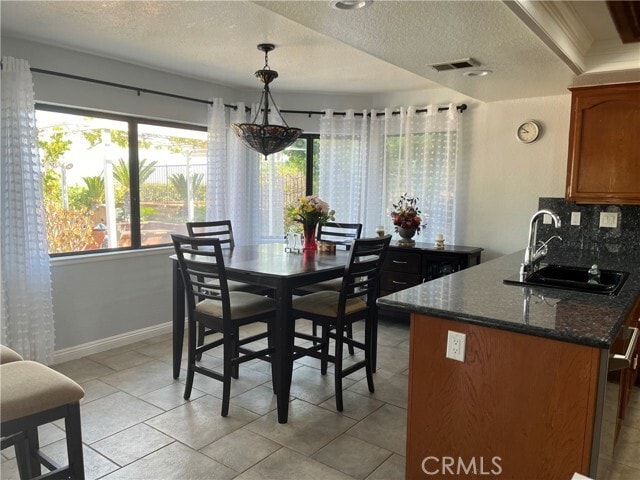 Building Photo - 22033 Birds Eye Dr