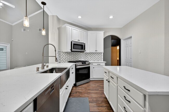 Building Photo - 26 Ebony Oaks Pl