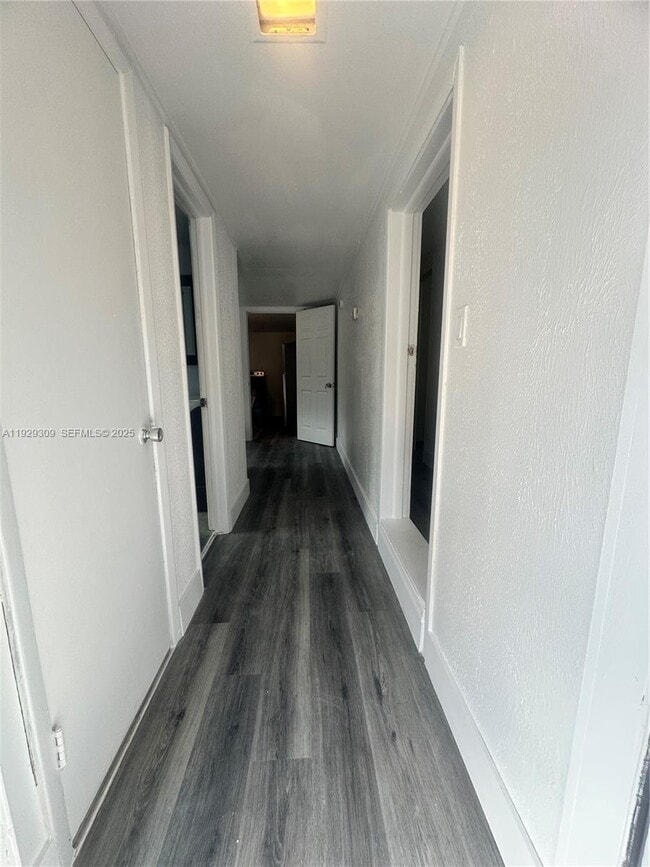 Building Photo - 4762 Canal Rd