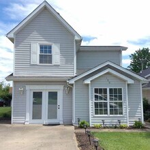 Building Photo - 100 Coconut Grove Dr